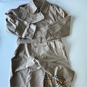 Burberrys London Classic Beige Trench Coat with Tartan Plaid Lining Men 42 LONG
